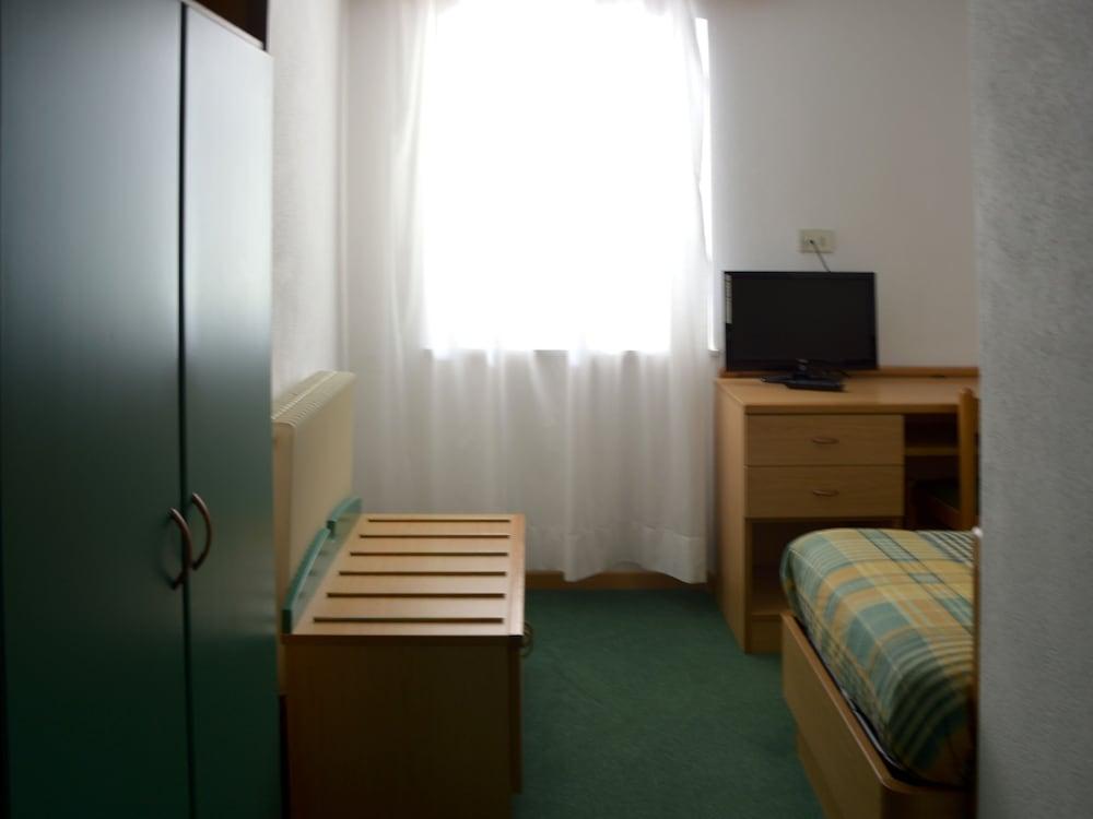 Sport Hotel Pampeago Tesero Exterior photo