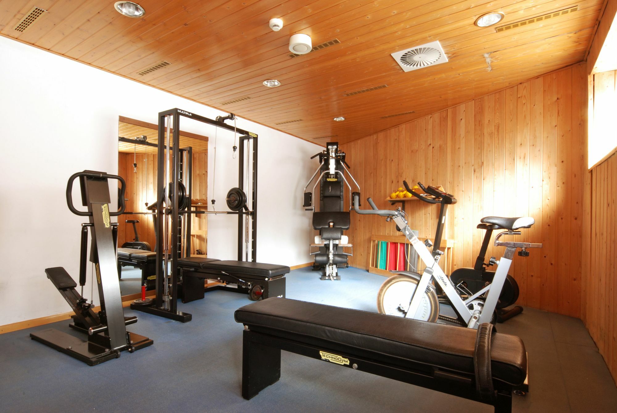 Sport Hotel Pampeago Tesero Exterior photo